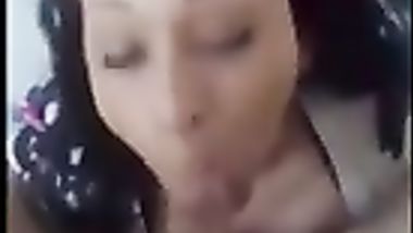 شرموطه مصريه تمص حلو اوي