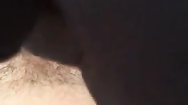 تركية محجبة تمص الزب بشراهة ومتعة