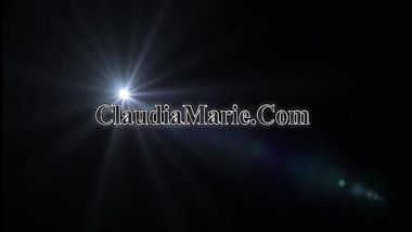 نجمة البورنو كلوديا ماريا أم بزاز ضخمة تتناك من زب اسود