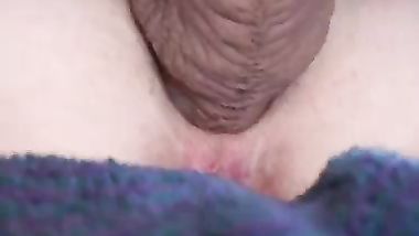 قذف داخل الكس ويسيل اللبن منه