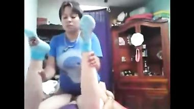 بنتين خوات سكرانين هاجو على بعض  سحاق عربي